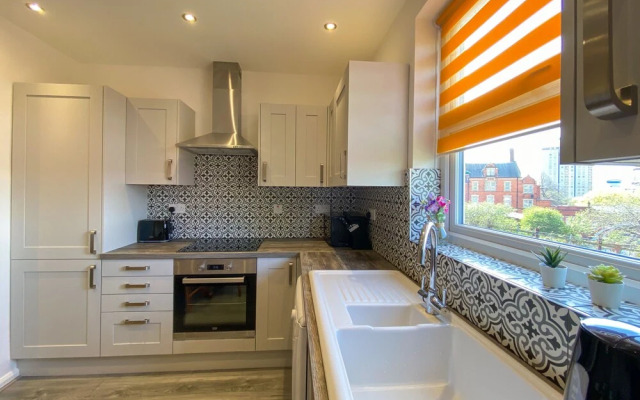 Newly Renovated Warm & Cosy 3bed House