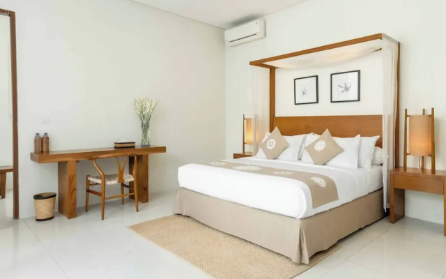 Stunning 2 Br Pool Villa With Rooftop In Seminyak