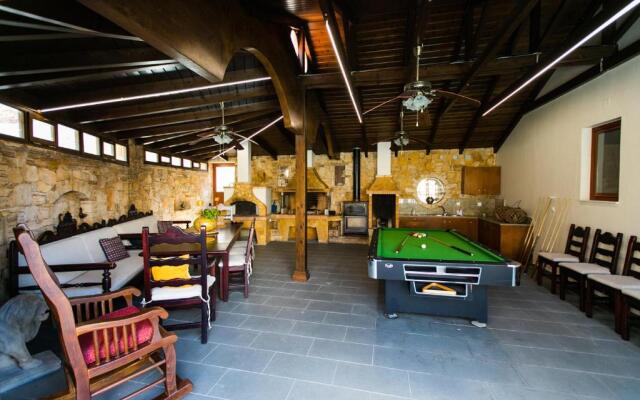 Grandpa's House with Jacuzzi