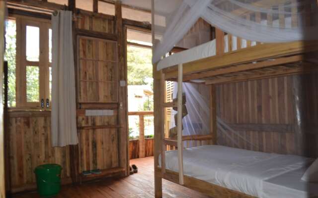 Jinja Backpackers