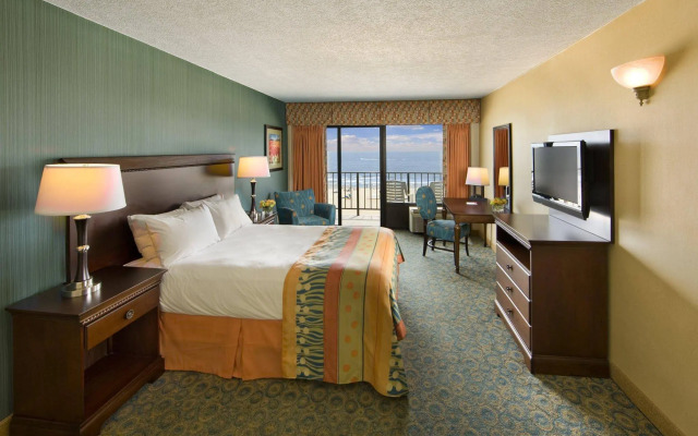 DoubleTree by Hilton Virginia Beach Oceanfront South