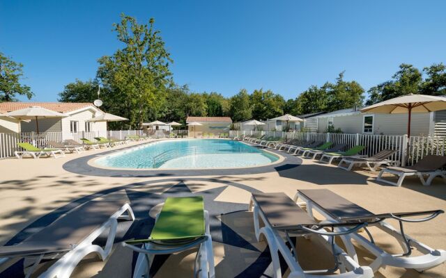 Camping Les Chèvrefeuilles