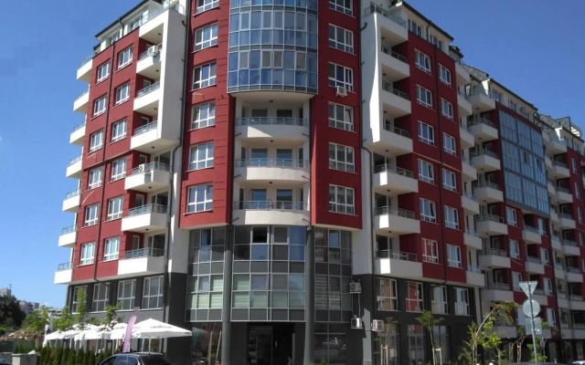 Винтидж Студио Младост