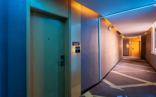 TNT -sports Hotel