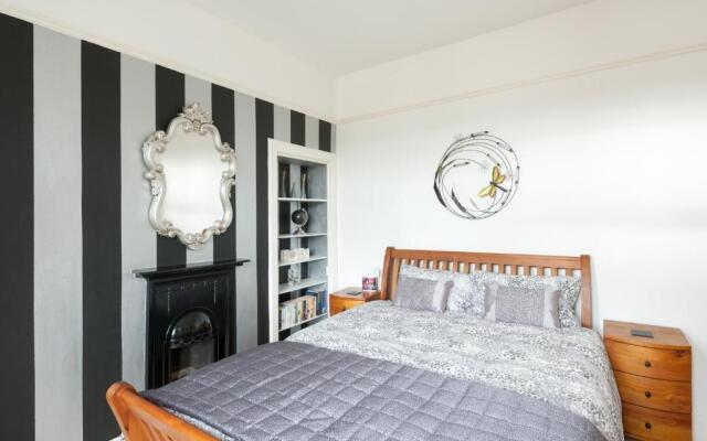 The Traquair Park Residence