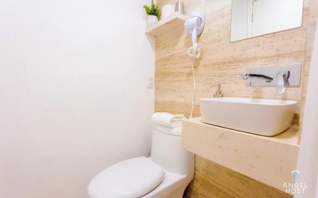 Deluxe Suites at Villas Tropical