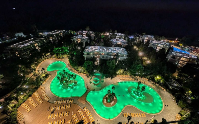 Dreamland Oasis
