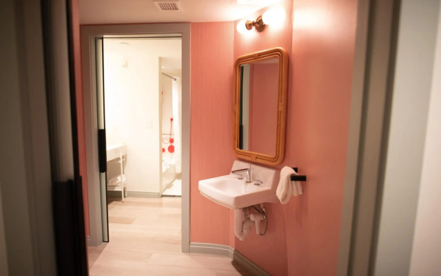 Virgin Hotels New Orleans