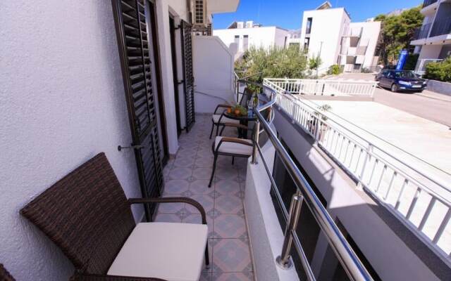 Ruz - Near Beach - 2 - A 204