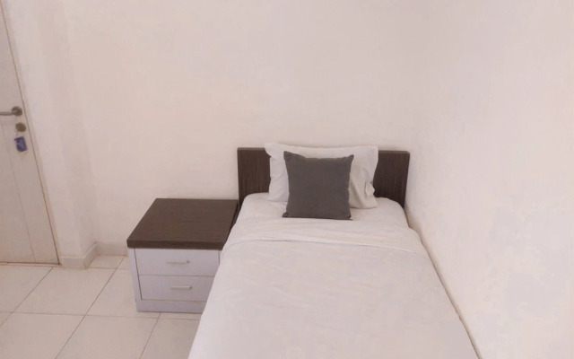 Cozy and Homey Studio (No Kitchen) at Apartment Aeropolis Residence