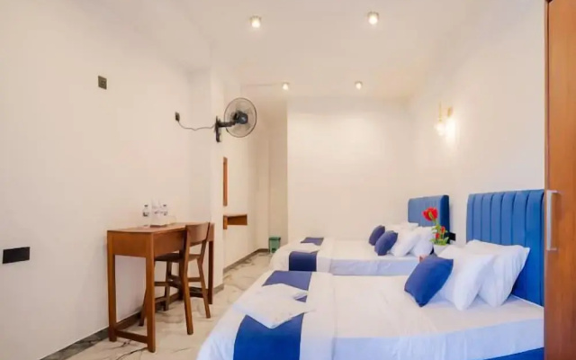 Fogy Ella Hotel