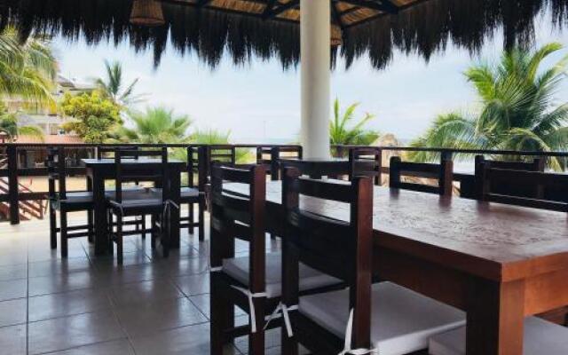 Blue Point Hotel