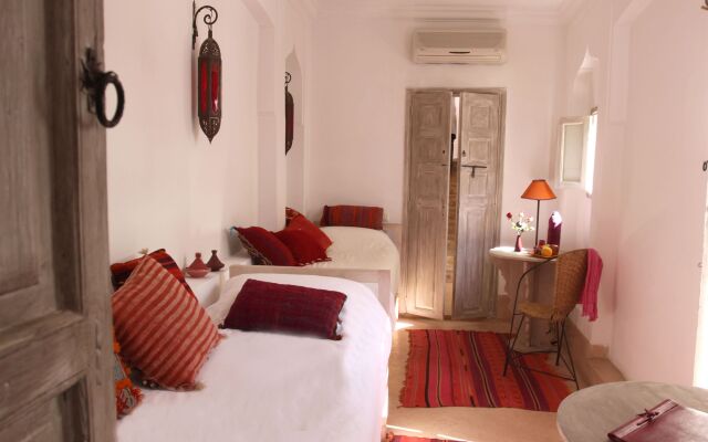 Riad O2