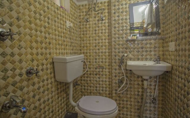 OYO 18904 Atithi Guest House