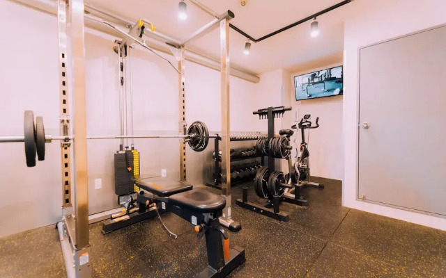 Minimalist Loft 505