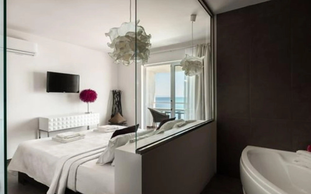 Pantokrator Hotel