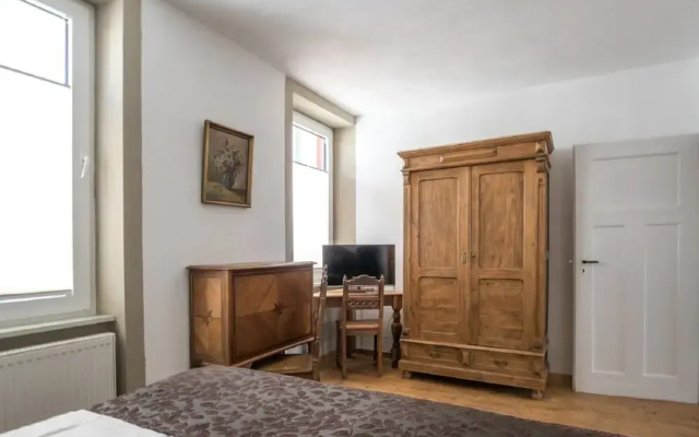 Tante Agnes Ediger-eller