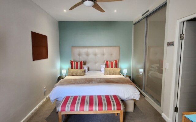 Boulders Blue Bed and Breakfast