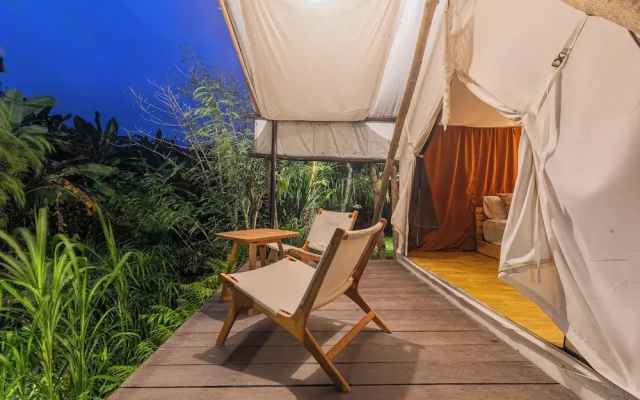 Camani Glamping