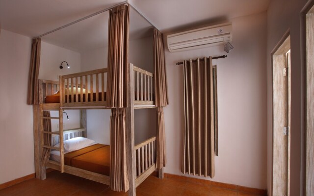 Clover House Bali