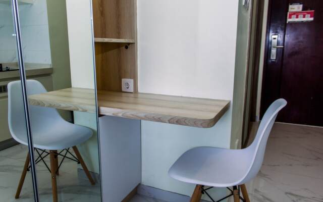 Studio With Cozy Design At Sky House Bsd Apartment