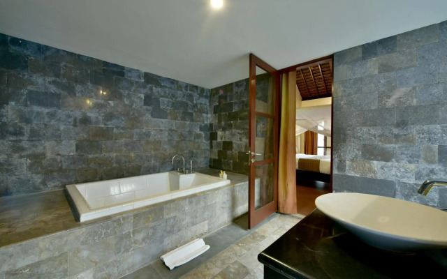 The Khayangan Dreams Villa Umalas