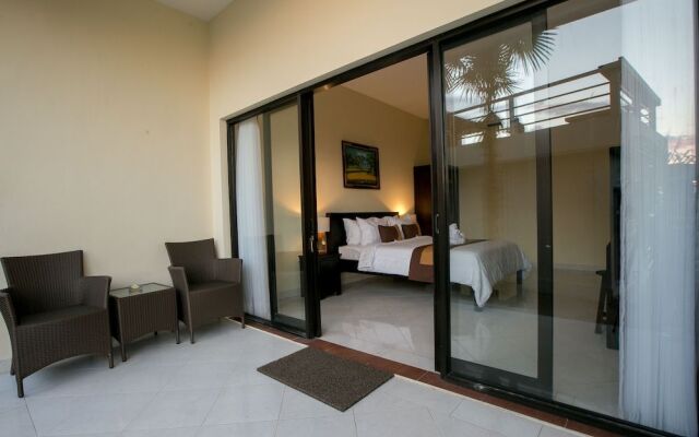 [Deact] LaBomie Uluwatu