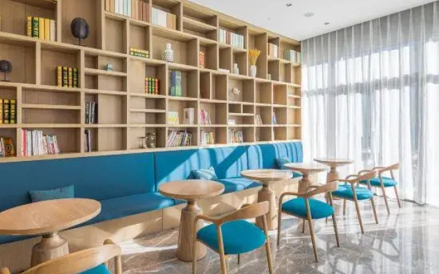 Lichengxuan Hotel (Zhoushan Putuo World Shop)
