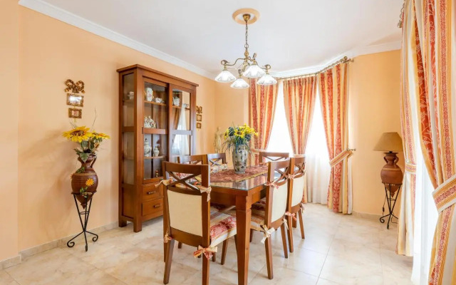 Villa Trebol