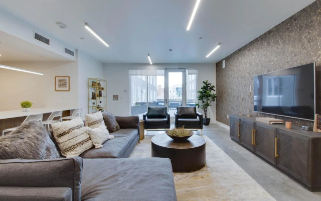 Stay Alfred at The Fowler