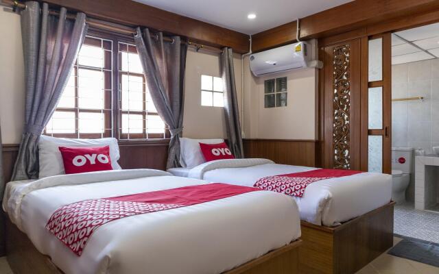 OYO 736 Green Poshtel