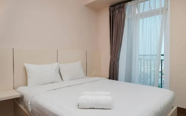 Modern 1BR Apartment at Puri Orchard
