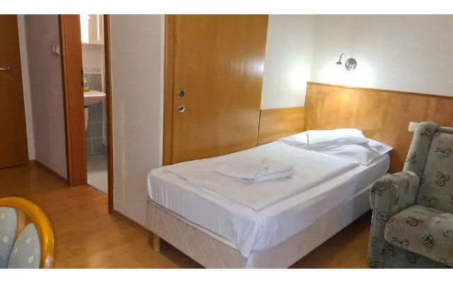 Aqua Therm Hotel