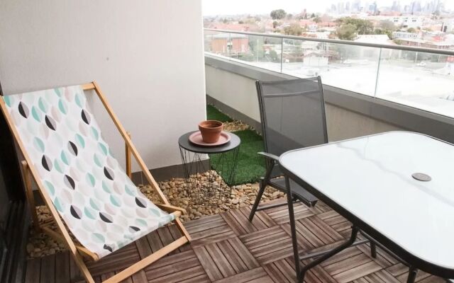 Modern 2 Bedroom Apartment in Melbourne's Northcote