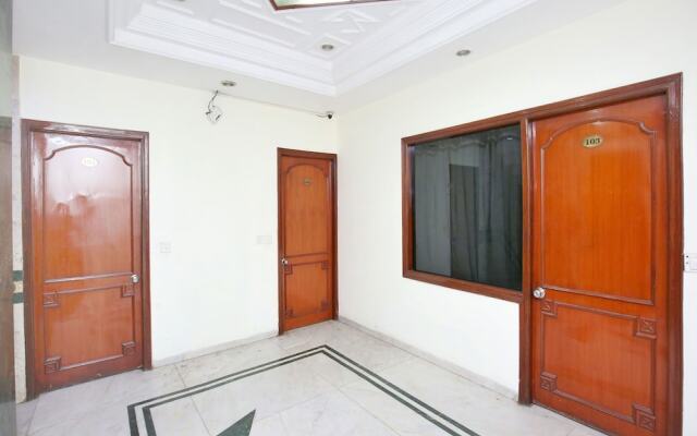 OYO 14324 Hotel towns pride