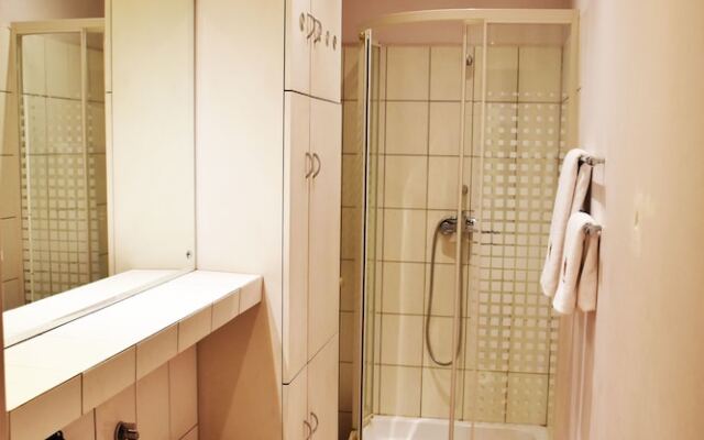 West Apartments Mazowiecka 7