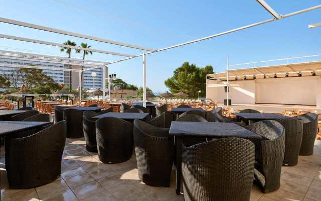 AluaSun Cala Antena – All Inclusive