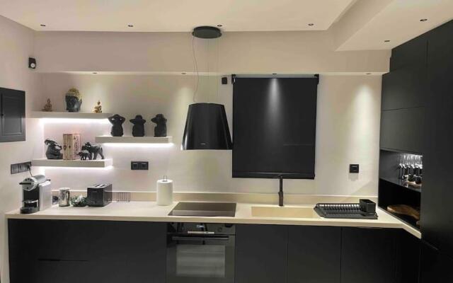 Lagonisi Luxury appartment 2 by the sea