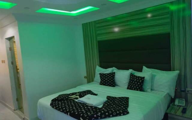 Global Signature Hotel and Resort