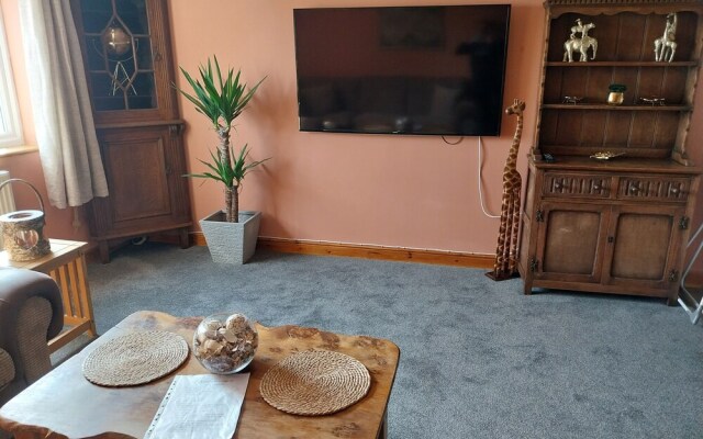 3-bed Apartment in Lowestoft With sea Views