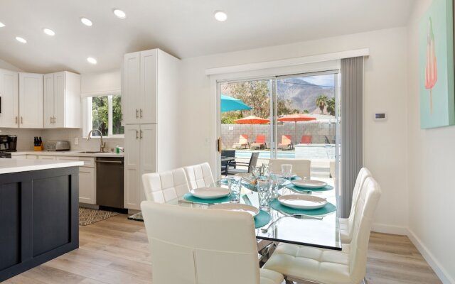 Experience Modern Luxury at Desert Hideaway