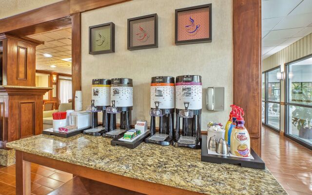 Hampton Inn Hotel Detroit/Belleville-Airport Area