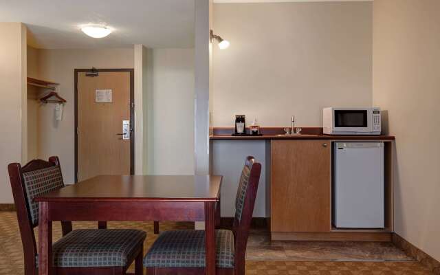 Days Inn by Wyndham Dawson Creek