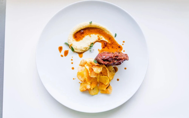 Golden Hotel & Apartments