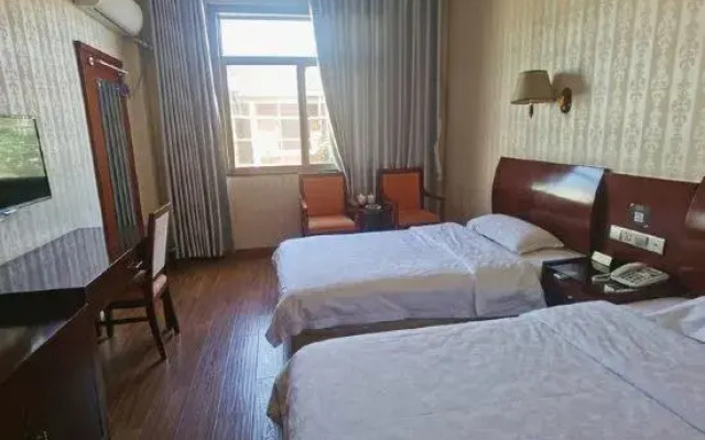 lujiang binghe hotel