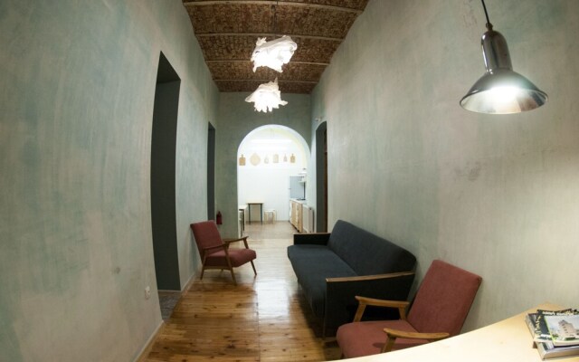 Pinn Hotel - Hostel