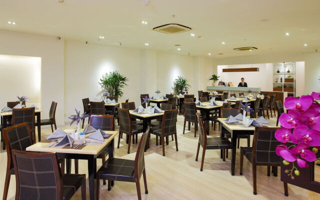 Lavender Hotel Ben Thanh Market