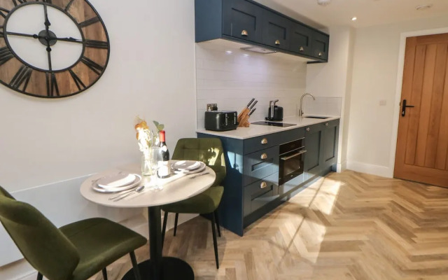 Rock Mill Apartment