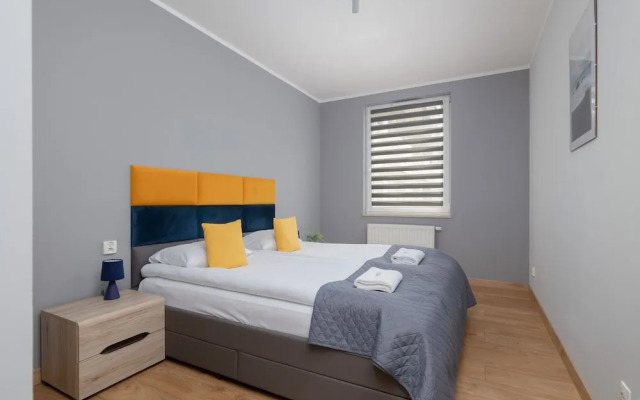 Osiedle Avia Apartment by Renters