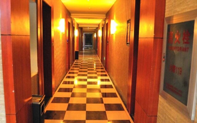Fuyuan Baihe Holiday Hotel